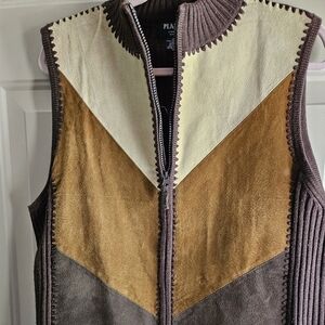 Vintage Plus size women's zip-up leather-sweater block vest.